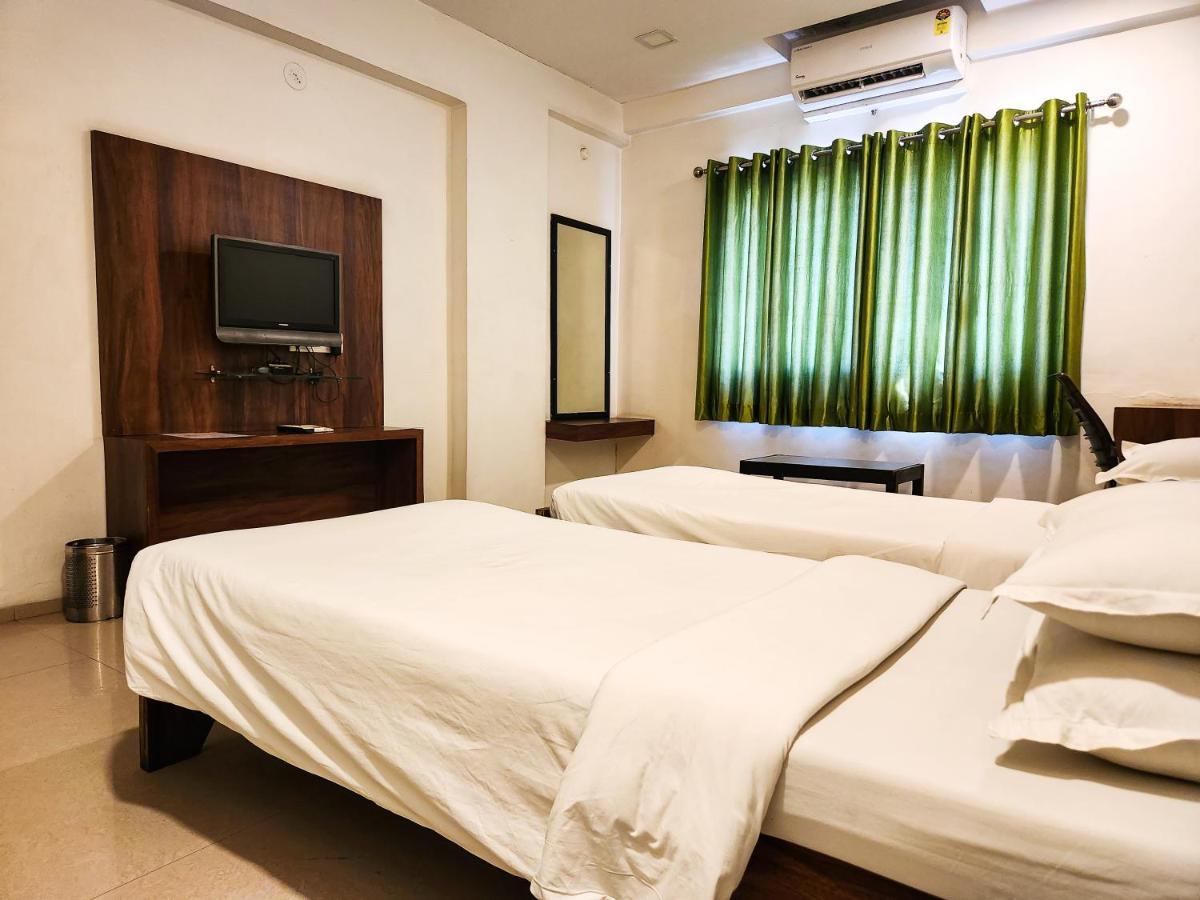 Hotel Rajwada Aurangabad Exterior photo