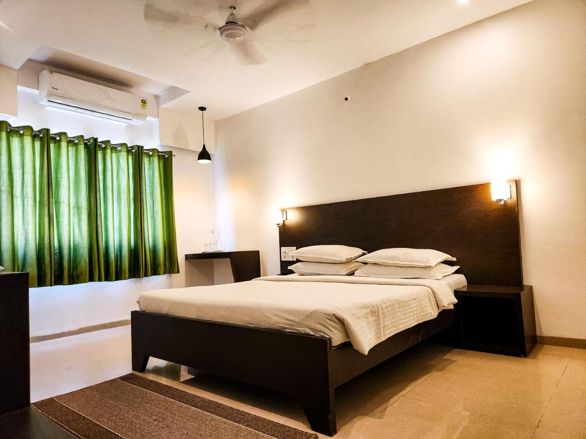 Hotel Rajwada Aurangabad Exterior photo